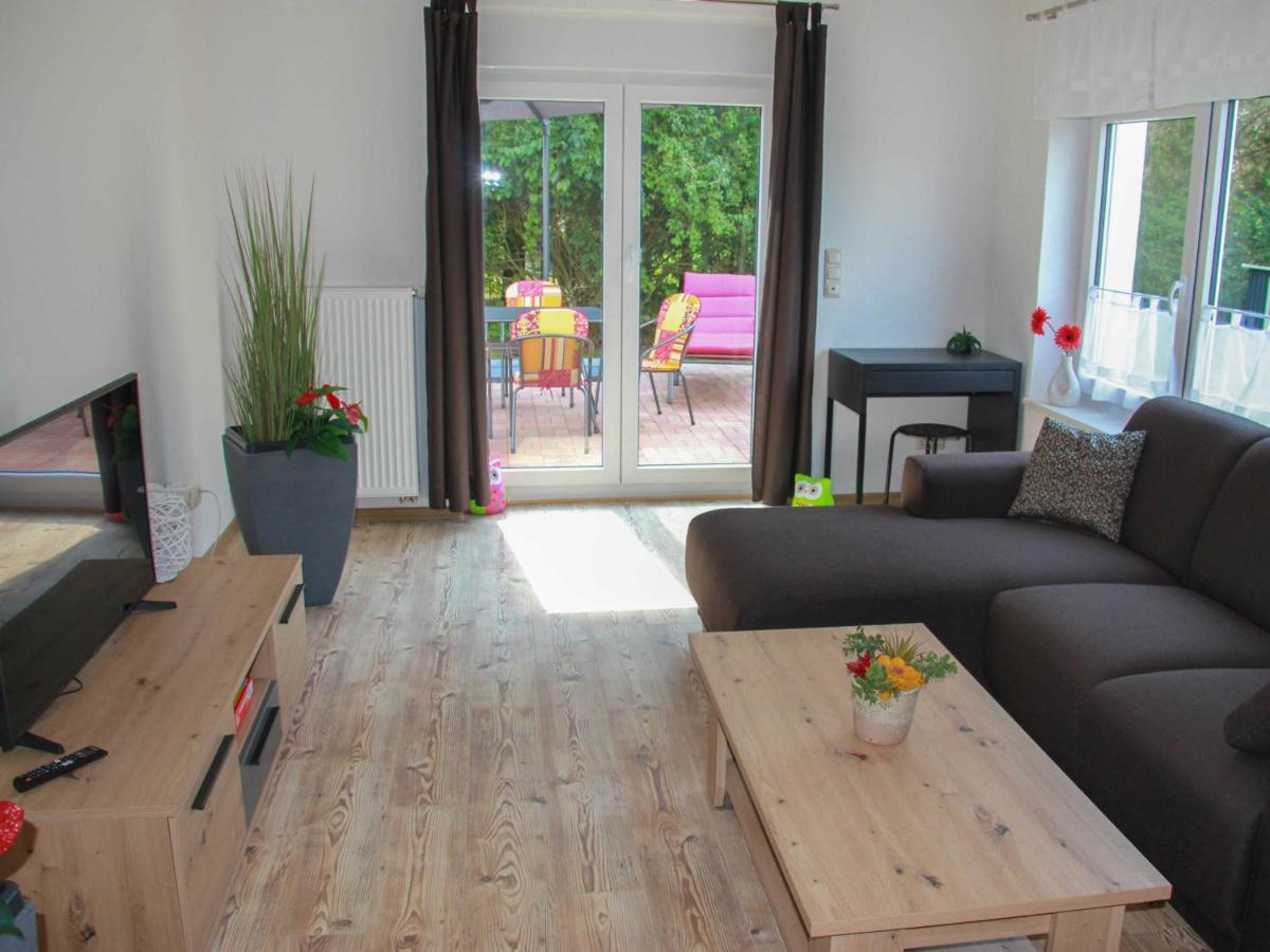 Ferienwohnung Am Alten Gutshaus Nossentiner Huette Buitenkant foto